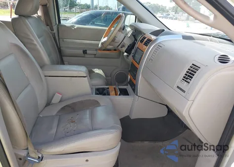 2008 Chrysler Aspen Limited from USA, damaged, VIN 1A8HX582X8F142617